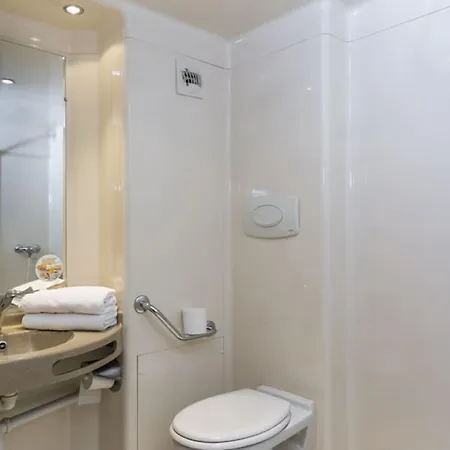 Hotel Premiere Classe Aeroport Charles De Gaulle 2*